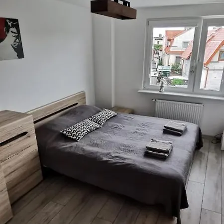 Highway To Apartman Hel